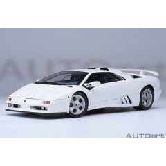 1:18 Масштабная модель Lamborghini Diablo SE30 Jota (white)