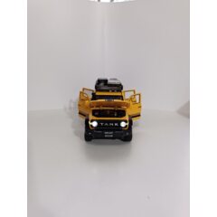 1:24 Масштабная модель Tank 300, желтый