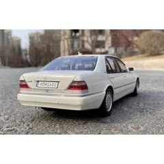 1:18 Масштабная модель MERCEDES-BENZ S600 (W140) 1997 White