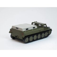 1:43 Масштабная модель ГТ-СМ (71) снегоболотоход