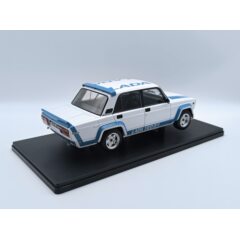 1:18 Масштабная модель Волжский 2105 VFTS 1983 Белый