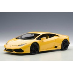 1:18 Масштабная модель Lamborghini Huracan LP 610-4 2014 (yellow pearl metallic)