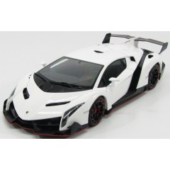 1:18 Масштабная модель Lamborghini Veneno 2013 Bianco monocerus / White