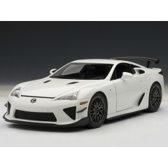 1:18 Масштабная модель Lexus LFA Nurburgring Edition 2011 (Pearl White)