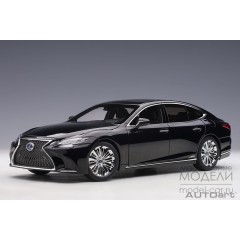 1:18 Масштабная модель Lexus LS 500h - 2018 (black/black interior)