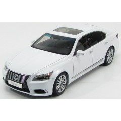 1:18 Масштабная модель Lexus LS600HL 2013 White pearl