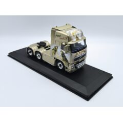 1:43 Масштабная модель седельный тягач VOLVO FH16 "Moon Howler" 2003 Gold Metallic/Decorated