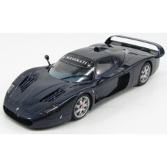 1:18 Масштабная модель Maserati MC12 2004 Metallic Blue