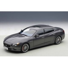 1:18 Масштабная модель Maserati Quattroporte GTS 2015 (grey)