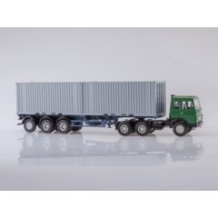 1:43 Масштабная модель МАЗ-6422 с полуприцепом-контейнеровозом МАЗ-938920