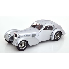 1:18 Масштабная модель Bugatti Typ 57 SC Atlantic (silver)