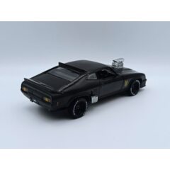 1:24 Масштабная модель FORD Falcon XB V8 "Black Interceptor" 1973 (из к/ф "Безумный Макс")