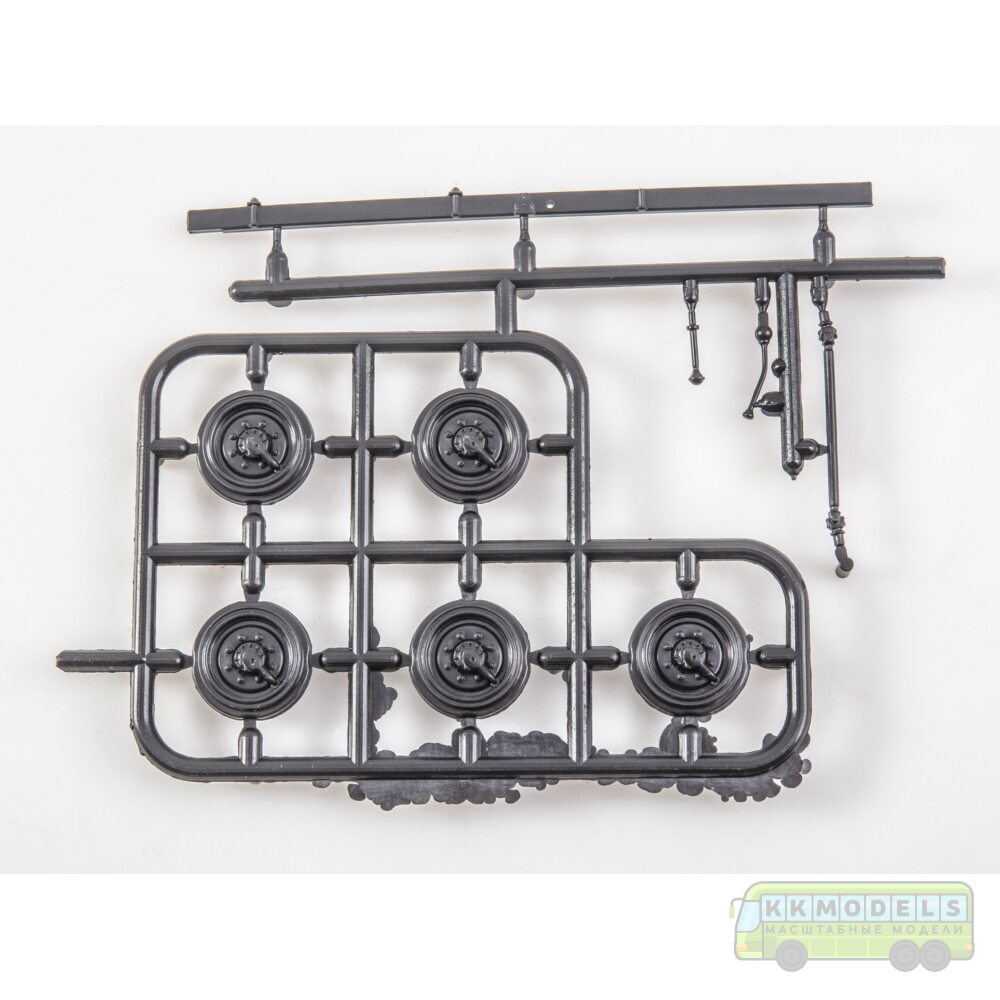 1:43 Сборная модель ДДА-3 (131)