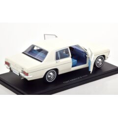 1:24 Масштабная модель OPEL Admiral B 1969 White
