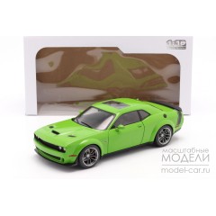 1:18 Масштабная модель Dodge Challenger SRT (green)