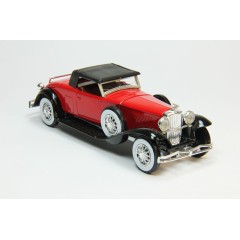 1:43 Масштабная модель Duesenberg J Spider (1935) Red/Black