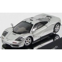 1:43 Масштабная модель McLaren F1 Road Car Short Tail (Magnesium Silver/Metallic Silver) 1994