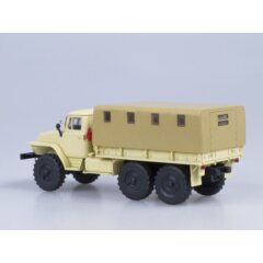 1:43 Масштабная модель 375Д бортовой с тентом (бежевый)