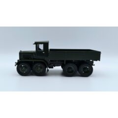 1:43 Масштабная модель ЯГ-12 опытный (1932), темно-зеленый