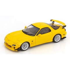 1:18 Масштабная модель Mazda RX-7 FD RS (yellow)