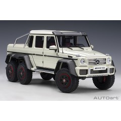 1:18 Масштабная модель Mercedes-AMG G 63 6x6 - 2013 (diamond white)