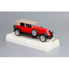 1:43 Масштабная модель Renault 40CV (red)