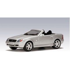 1:64 Масштабная модель Mercedes-Benz SLK AMG Roadster - Silver