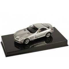1:43 Масштабная модель Mercedes-Benz SLR McLaren, silver