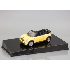1:43 Масштабная модель MINI Cooper S Cabriolet (red)