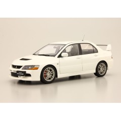 1:18 Масштабная модель Mitsubishi Lancer Evolution IX (white)