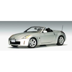 1:18 Масштабная модель Nissan 350 Z Roadster - Diamond Silver - LHD