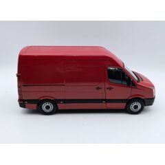 1:24 Масштабная модель VOLKSWAGEN Crafter Van, red
