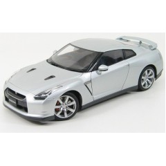 1:18 Масштабная модель Nissan GT-R (R35) 2008 Ultimate Metal Silver