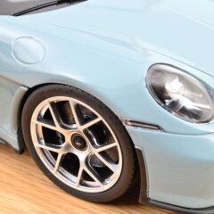 1:12 Масштабная модель PORSCHE 911 S/T Coupe (992) 2023 Meissenblue