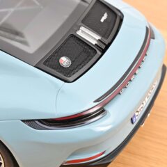 1:12 Масштабная модель PORSCHE 911 S/T Coupe (992) 2023 Meissenblue