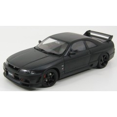 1:18 Масштабная модель Nissan Skyline GT-R R-Tune (R33) 1996 (matt black)