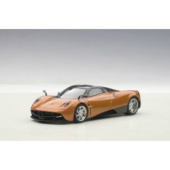 1:43 Масштабная модель Pagani Huayra 2011 (bronze)