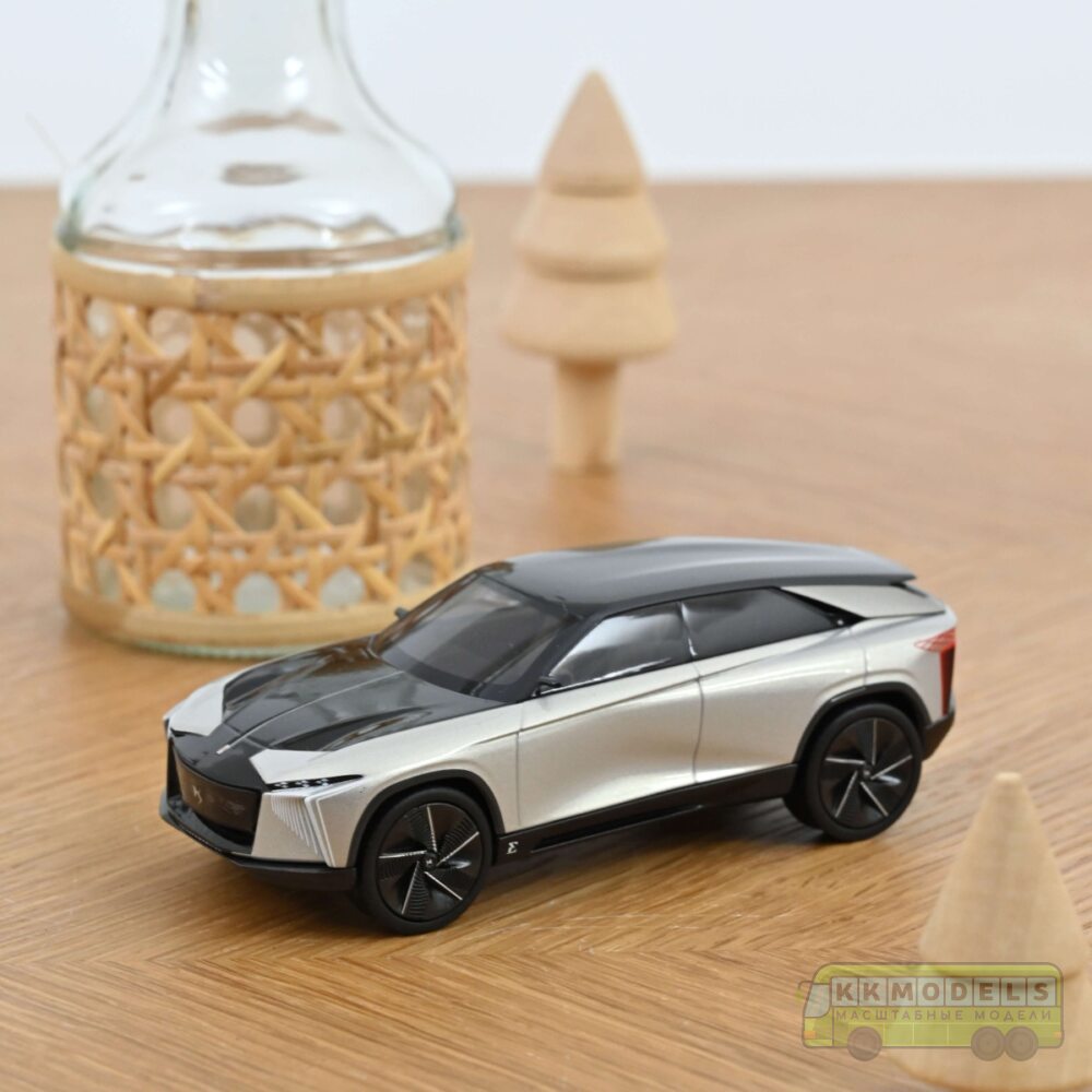 1:43 Масштабная модель CITROEN DS Aero Sport Lounge (кроссовер) 2020 Grey/Black