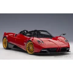 1:18 Масштабная модель Pagani Huayra Roadster (red)
