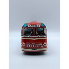 1:43 Масштабная модель Автобус ЛАЗ 695 городской Фестивальный, красный