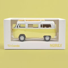 1:43 Масштабная модель VW T2 Combi Camper Van с досками для серфинга 1973 Pastel Yellow