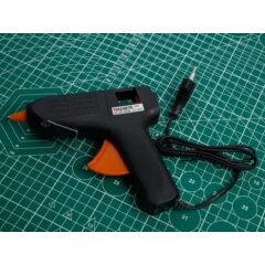 Клеевой пистолет