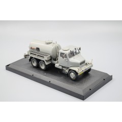 1:43 Масштабная модель Praga V3S Fecal Sludge Truck (1967) - Grey