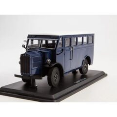 1:43 Масштабная модель Автобус Тatra-Т27