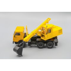 1:43 Kultowe Ciezarowki PRL-u №57 - KOPARKA EO-3532 (5511)