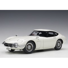 1:18 Масштабная модель Toyota 2000 GT Coupe 1965 (white)