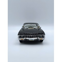 1:24 Масштабная модель CHEVROLET Impala Sport Sedan 1967 (из телесериала "Supernatural")
