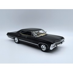 1:24 Масштабная модель CHEVROLET Impala Sport Sedan 1967 (из телесериала "Supernatural")