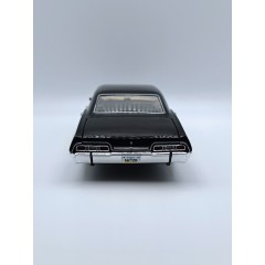 1:24 Масштабная модель CHEVROLET Impala Sport Sedan 1967 (из телесериала "Supernatural")