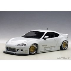 1:18 Масштабная модель Toyota 86 Rocket Bunny (white)